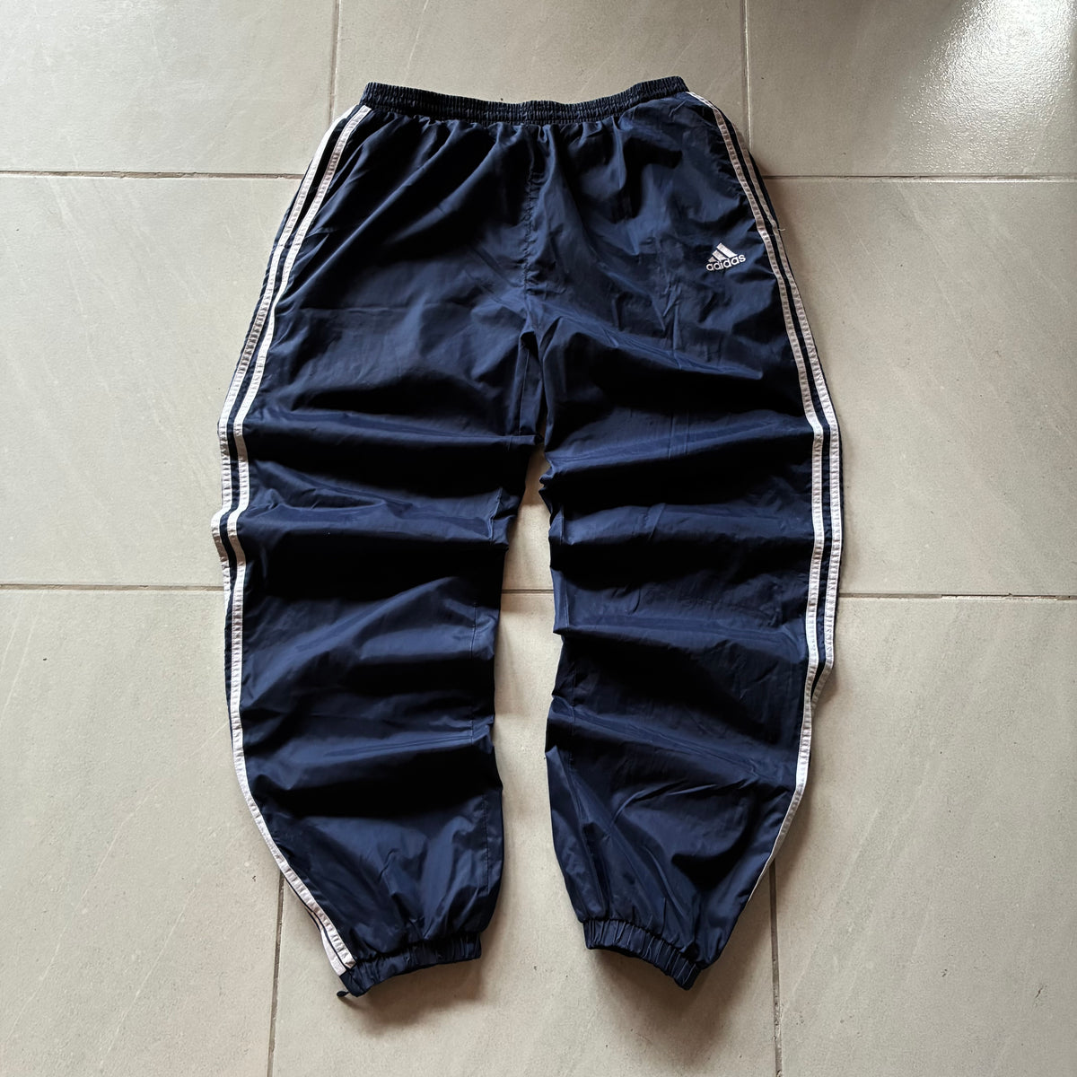 (L) ADIDAS TRACK PANT
