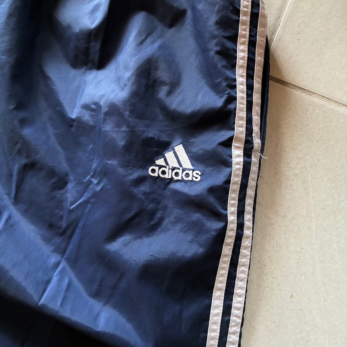 (L) ADIDAS TRACK PANT