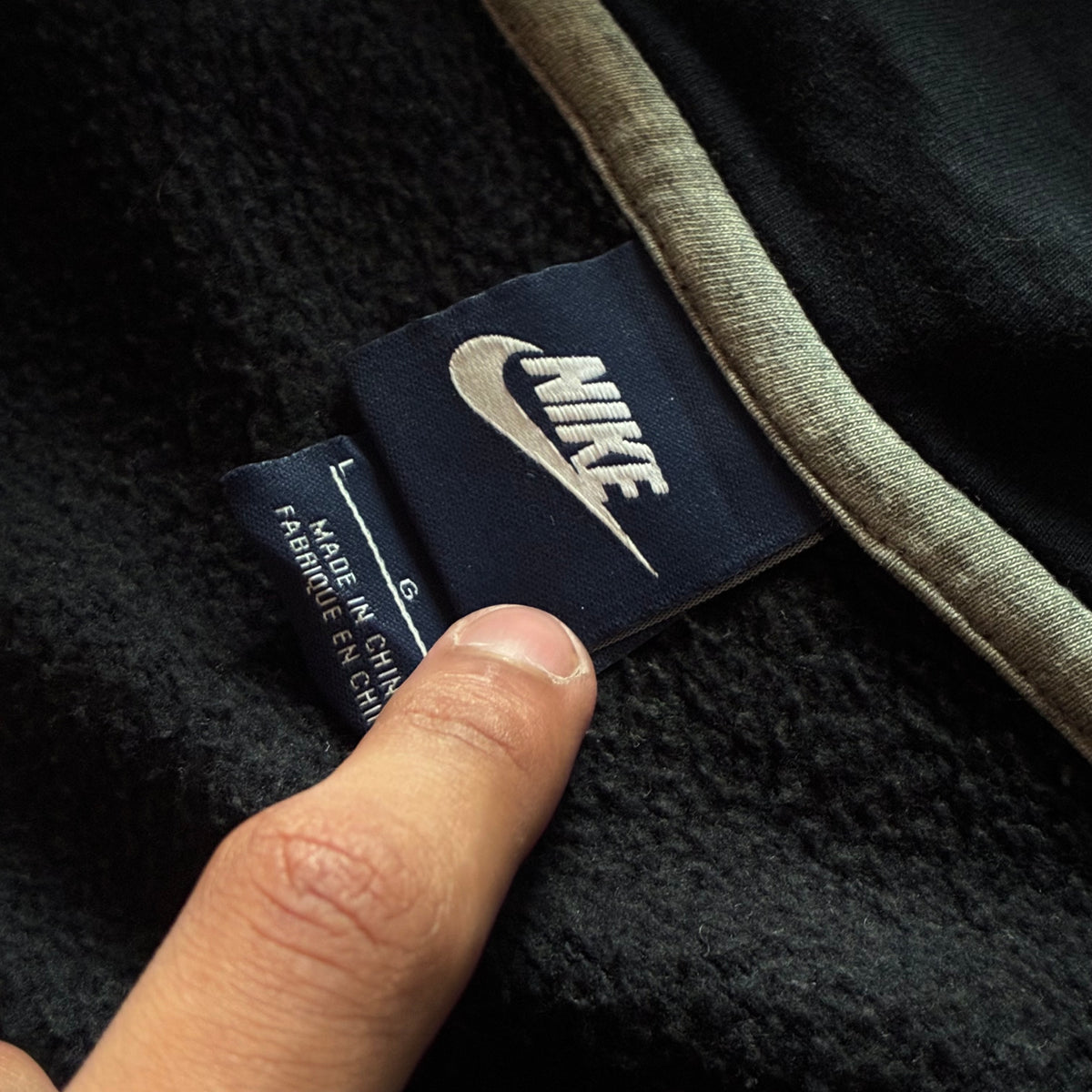 (L) NIKE HOODIE ZIP UP