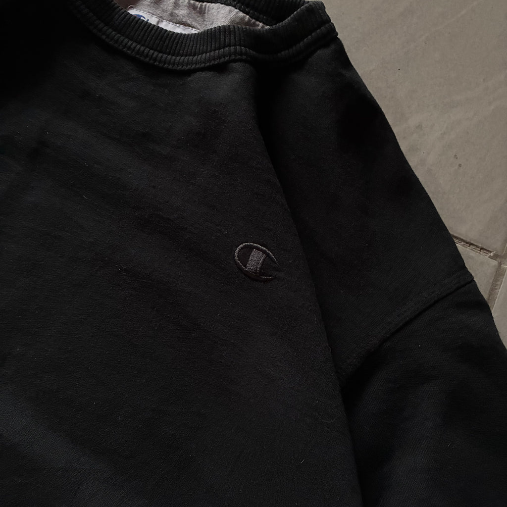(L) CHAMPION CREWNECK NEGRA