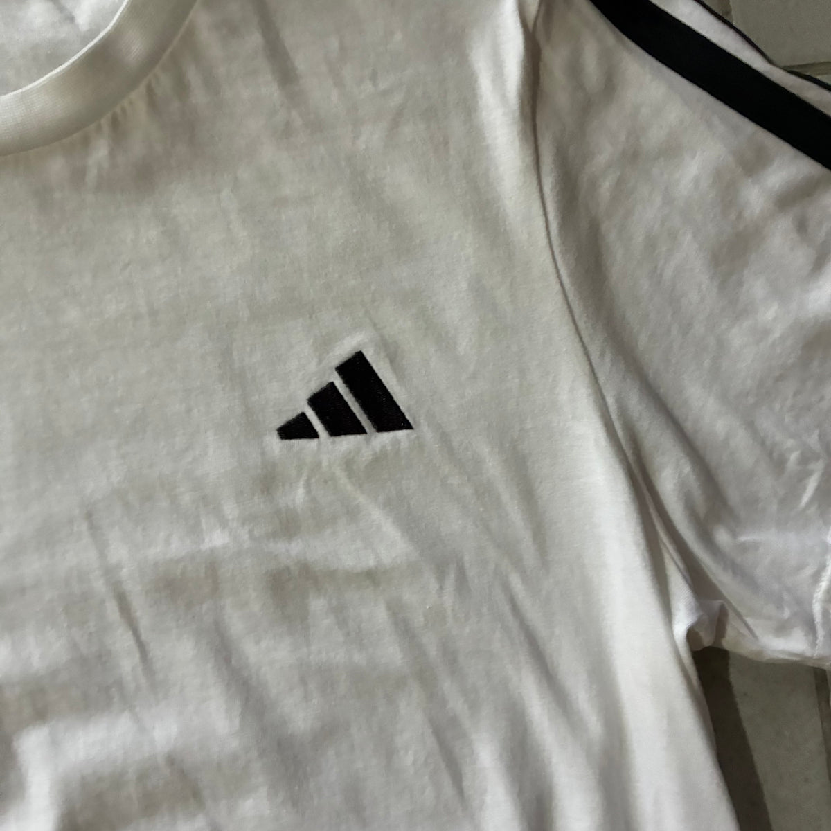 (M) ADIDAS CAMISA