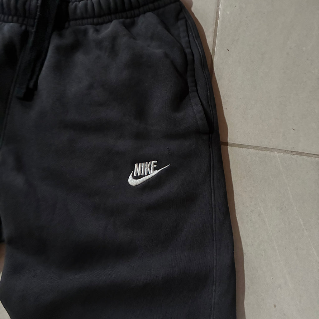 (S) NIKE TRACK PANT