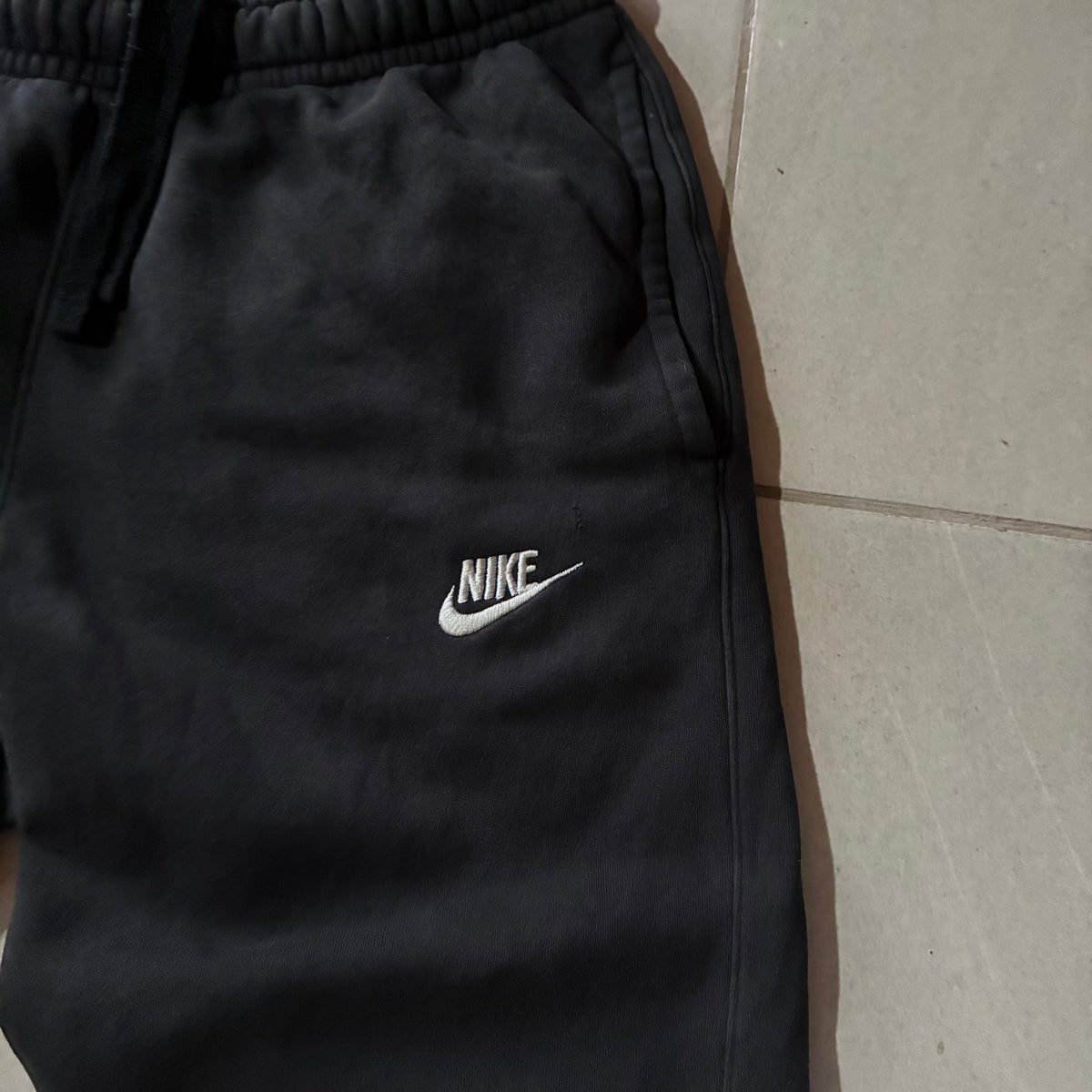 (S) NIKE TRACK PANT